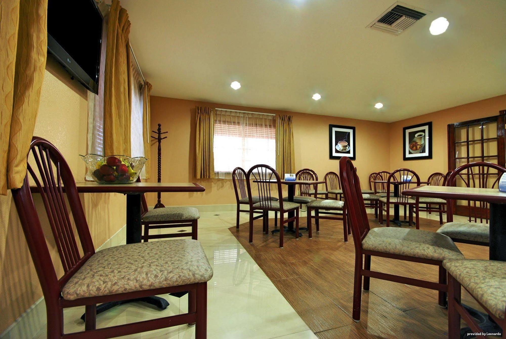 Americas Best Value Inn Sinton Bagian luar foto